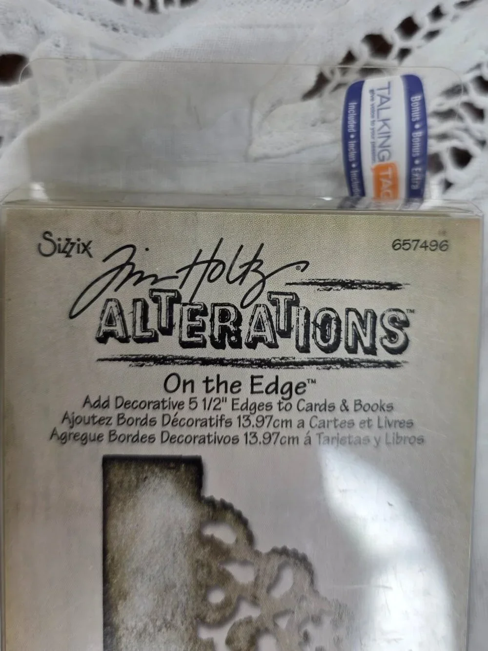 Sizziz Tim Holtz Alterations Die On The Edge 657496 Distressed Doily Page Edging